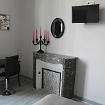 Otel Au Chapon Fin 3*