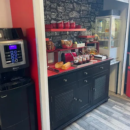 Au Chapon Fin Hotel 3*