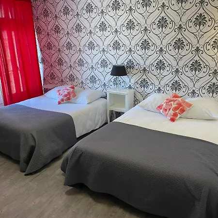 Au Chapon Fin Hotel 3*