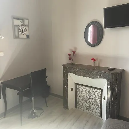 Au Chapon Fin Hotel 3*