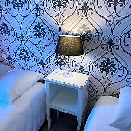 Hotel Au Chapon Fin