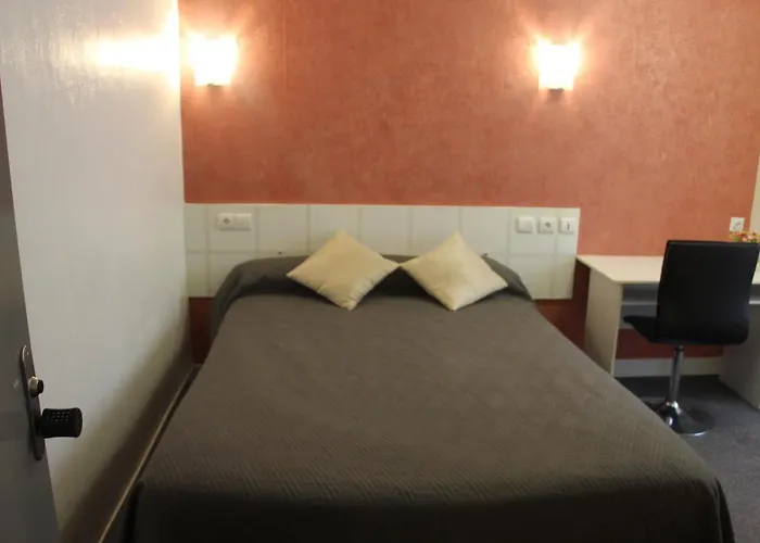 Au Chapon Fin بواتييه