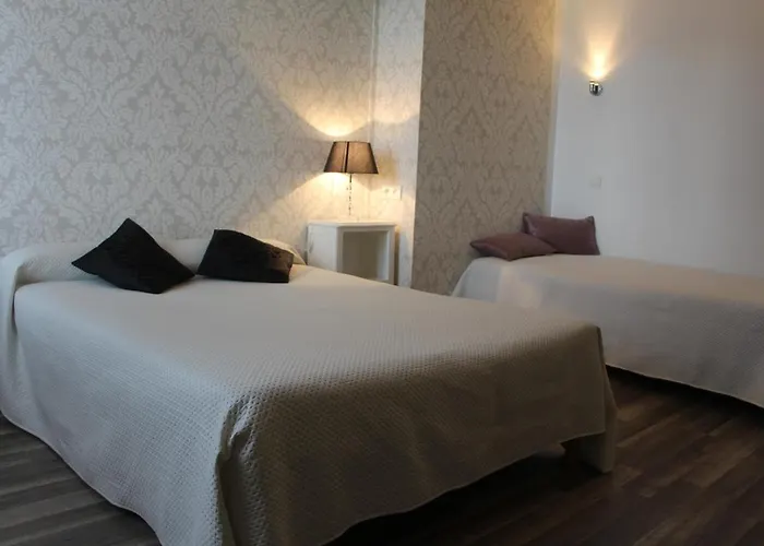 Szálloda Au Chapon Fin