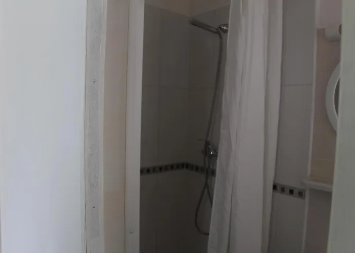 Au Chapon Fin 3* بواتييه