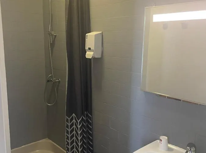 Au Chapon Fin Szálloda Poitiers