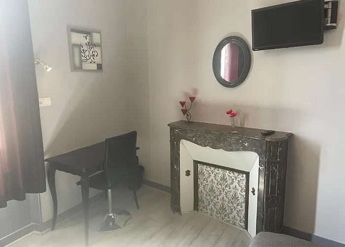 Au Chapon Fin Szálloda 3*