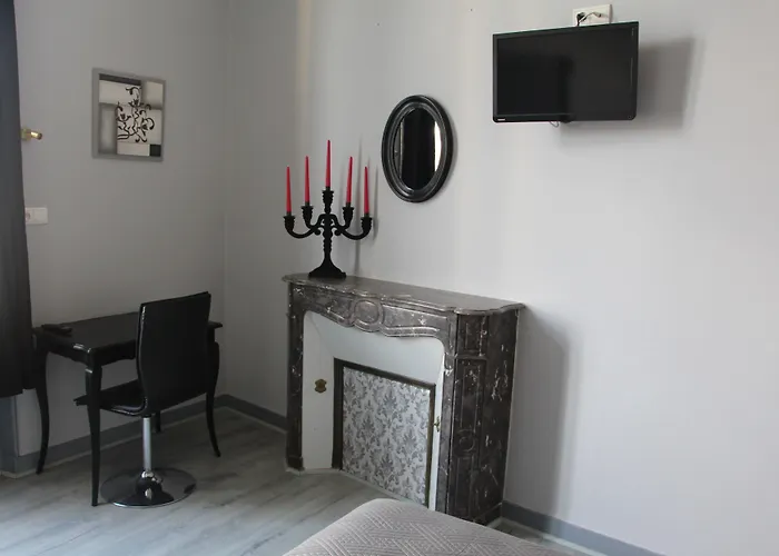 Szálloda Au Chapon Fin 3*