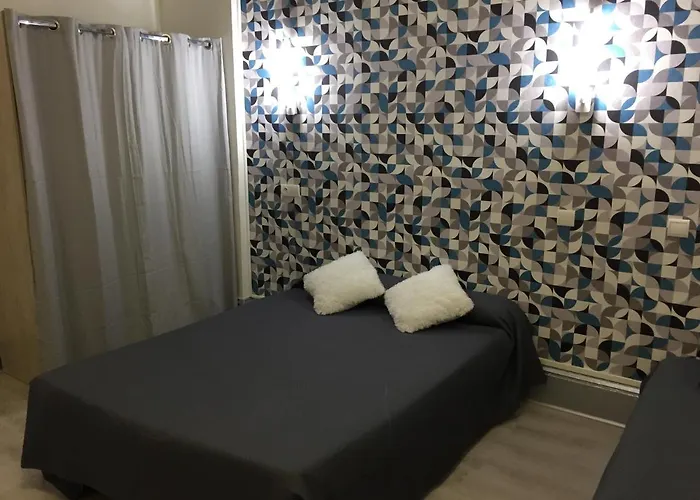 Au Chapon Fin Szálloda Poitiers